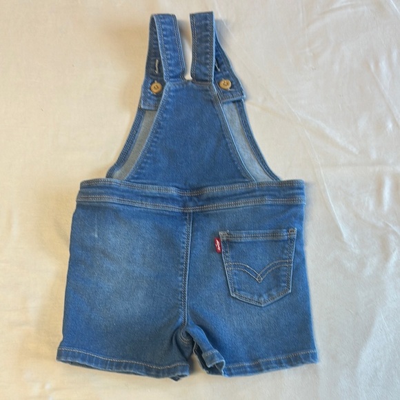 Levi's Blue Denim Short Overalls with Adjustable Straps - Picture 2 of 5